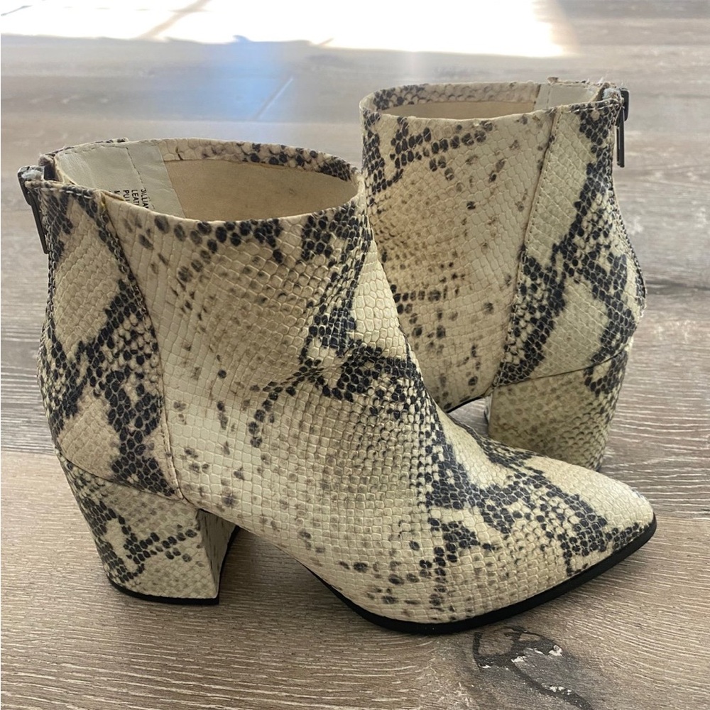 Steve Madden Boots